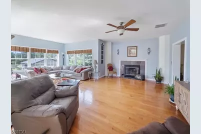 15 Alaco Ln, Holland Township, NJ 08848 - Photo 10