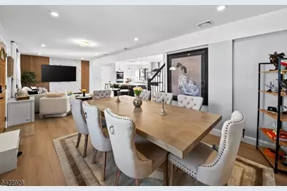 43 Ploch Rd, Clifton, NJ 07013 - Photo 4