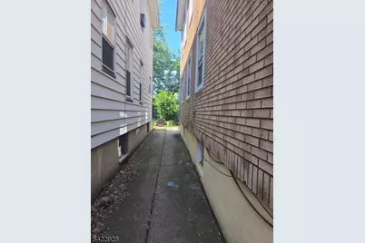 34 Home St, Franklin Township, NJ 08873 - Photo 38