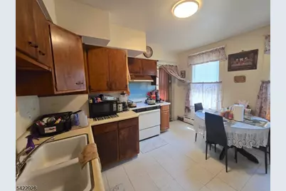 34 Home St, Franklin Township, NJ 08873 - Photo 28