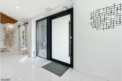 36 Mountainside Park Ter, Montclair, NJ 07043 - Photo 2