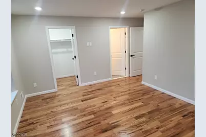 410 S 8th St, Newark, NJ 07103 - Photo 8