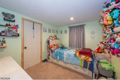 74 Scenic Dr, Vernon, NJ 07419 - Photo 8