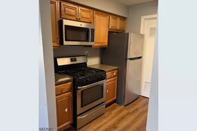 7 Foxtail Lane, South Brunswick Township, NJ 08852 - Photo 2