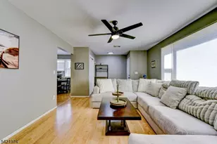 72A Pine St, Bridgewater, NJ 08807 - Photo 6