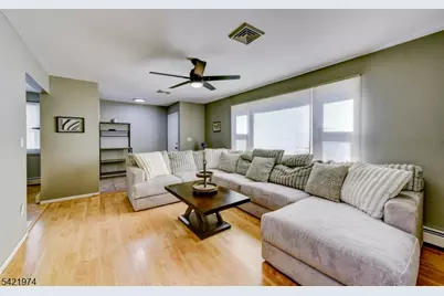 72A Pine Street, Bridgewater, NJ 08807 - Photo 4