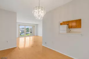 150 Woodward Ln, Bernards Township, NJ 07920 - Photo 4