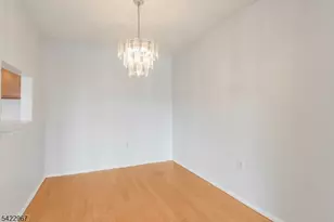 150 Woodward Ln, Bernards Township, NJ 07920 - Photo 4