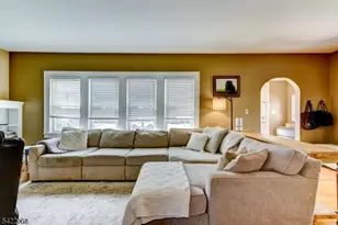 425 Bartine St, Somerville, NJ 08876 - Photo 8