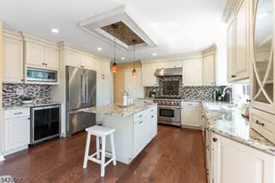 19 Breton Dr, Montville Township, NJ 07058 - Photo 14