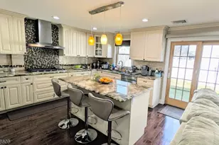 385 Allentown Rd, Parsippany, NJ 07054 - Photo 6