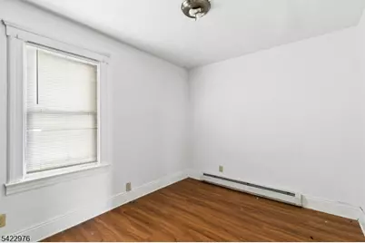 84 W Cherry St, Rahway, NJ 07065 - Photo 24