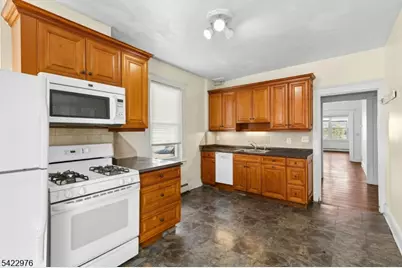 84 W Cherry St, Rahway, NJ 07065 - Photo 22