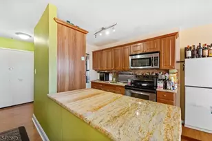 821 Jersey Ave, Elizabeth, NJ 07202 - Photo 8