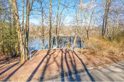 361 E Lakeshore Dr, Vernon, NJ 07422 - Photo 46