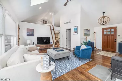 361 E Lakeshore Dr, Vernon, NJ 07422 - Photo 14