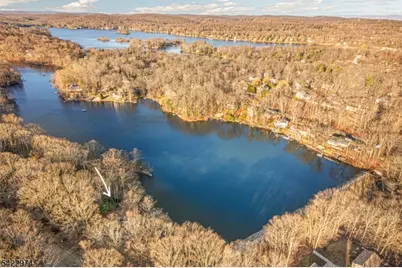 361 E Lakeshore Dr, Vernon, NJ 07422 - Photo 48