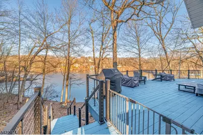 361 E Lakeshore Dr, Vernon, NJ 07422 - Photo 34