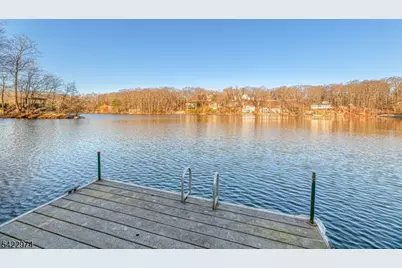 361 E Lakeshore Dr, Vernon, NJ 07422 - Photo 38
