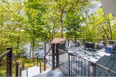 361 E Lakeshore Dr, Vernon, NJ 07422 - Photo 34