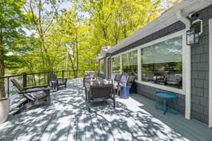 361 E Lakeshore Dr, Vernon, NJ 07422 - Photo 30