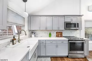 361 E Lakeshore Dr, Vernon, NJ 07422 - Photo 10