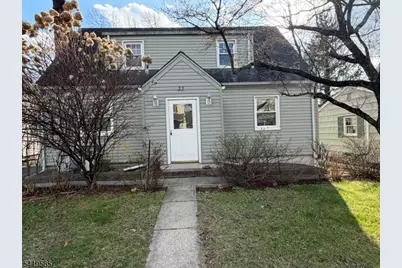 33 Center St #1, Midland Park, NJ 07432 - Photo 1