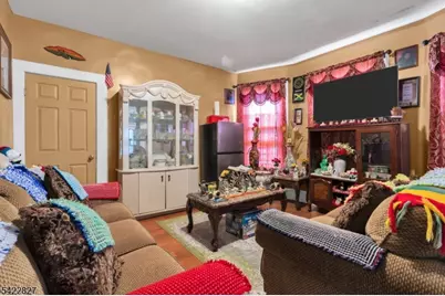 202 Sanford St, East Orange, NJ 07018 - Photo 2