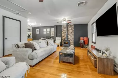 9 River View Dr, Hardwick Township, NJ 07825 - Photo 1