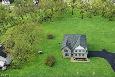 237B S Main St, Raritan Township, NJ 08822 - Photo 30