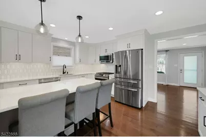 76 Farmingdale Ave, Bloomfield, NJ 07003 - Photo 8