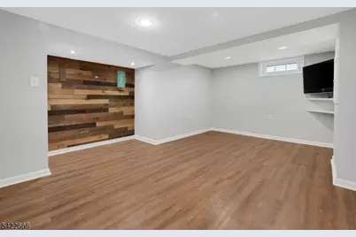 76 Farmingdale Ave, Bloomfield, NJ 07003 - Photo 24