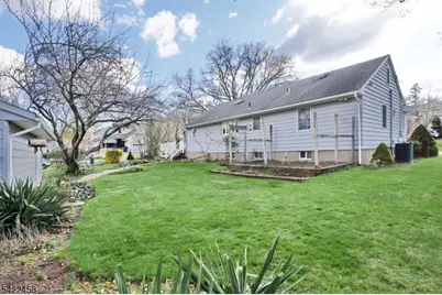 223 Linda Vista Ave, North Haledon, NJ 07508 - Photo 10