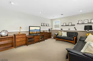 46 Surrey Rd, Clark Township, NJ 07066 - Photo 18