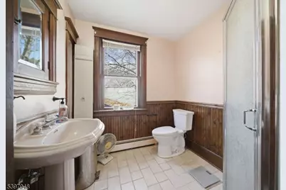 23 Parker St, Belvidere, NJ 07823 - Photo 14