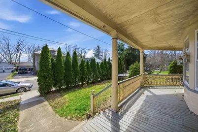 23 Parker St, Belvidere, NJ 07823 - Photo 2