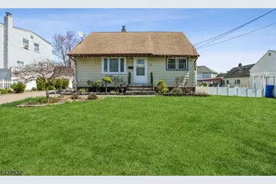 33 Adams St, Woodbridge Township, NJ 08830 - Photo 1