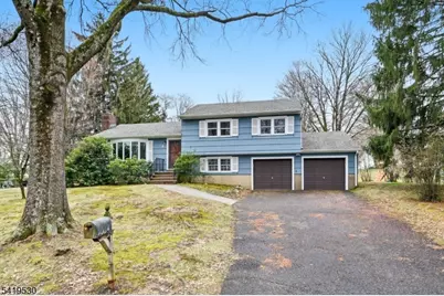 4 Briarcliff Rd, Morris Plains, NJ 07950 - Photo 1