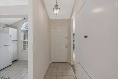 412 Cardinal Ln, Bedminster Township, NJ 07921 - Photo 18