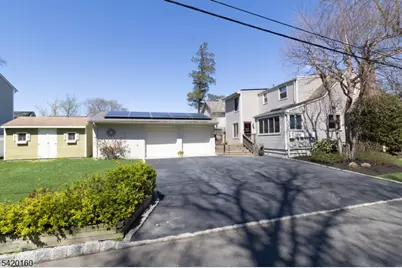 716 Center St, Garwood, NJ 07027 - Photo 2
