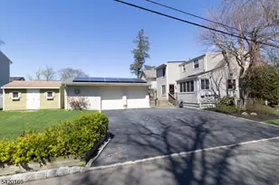 716 Center St, Garwood, NJ 07027 - Photo 2