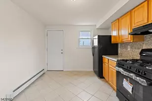 47 Homestead Ave, Woodbridge Township, NJ 07001 - Photo 10