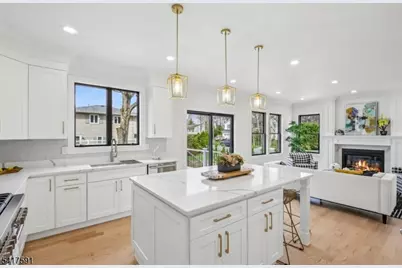 107 Pleasantview Ave, New Providence, NJ 07974 - Photo 18