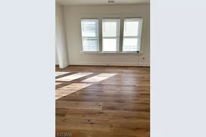 359 S 20th St, Newark, NJ 07103 - Photo 6