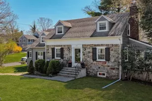 22 Helen St, Fanwood, NJ 07023 - Photo 1