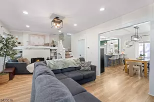 42 Richelieu Pl, Newark, NJ 07106 - Photo 4