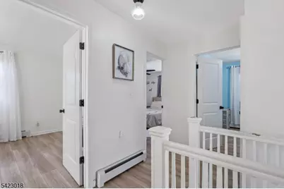 42 Richelieu Pl, Newark, NJ 07106 - Photo 8