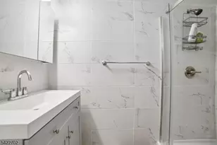 21 Grove St, Summit, NJ 07901 - Photo 20