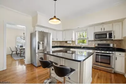 21 Grove St, Summit, NJ 07901 - Photo 10