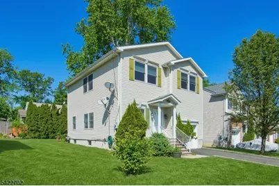 21 Grove St, Summit, NJ 07901 - Photo 2